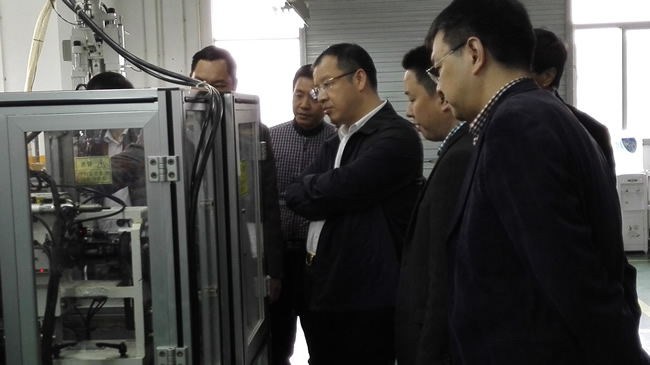 杨齐总裁到NG娱乐深圳分公司调研